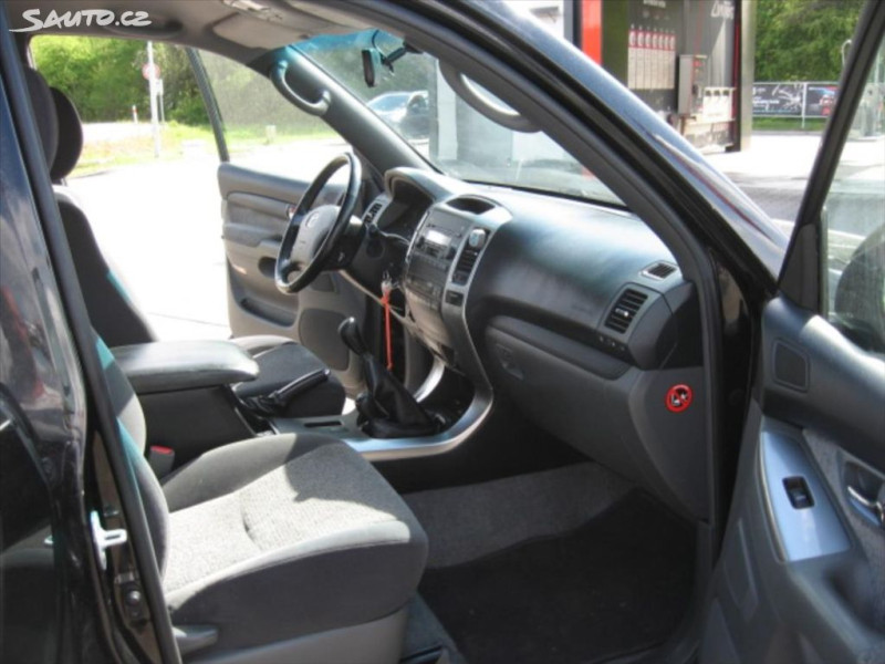 Toyota Land Cruiser, 3,0 D-4D Manuál
