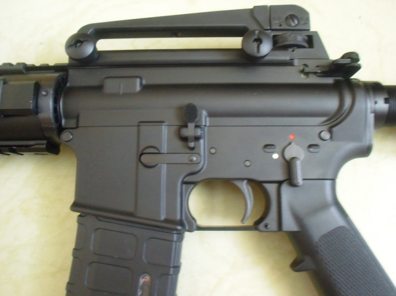 LA-15,Luvo Arms,Black Lion