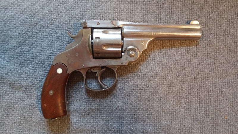 Smith Wesson top-break - španělská kopie