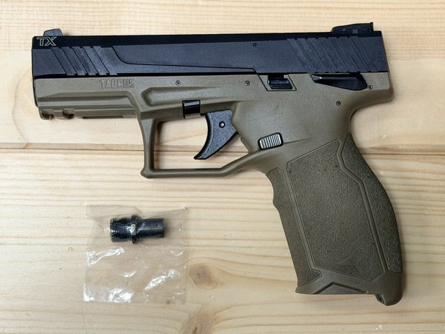 Pistole sam. Taurus TX22, .22LR, TAU1-TX22141F