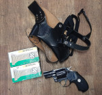 Colt Detective r.38 spec +podpazni pouzdro+100 nábojů