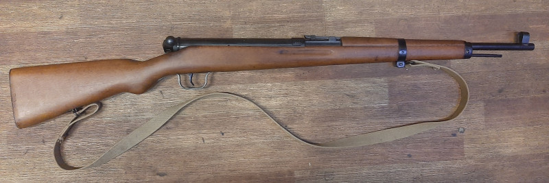Vojenská vzduchovka Vz47 vč36122 se lvíčkem