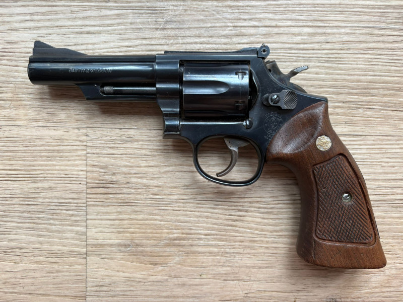 Smith & Wesson, SW 19, ráže 357 Magnum