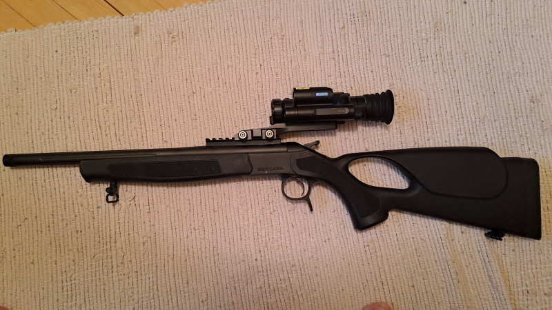 Kratka kulovnice Bergara s nocnim videnim.