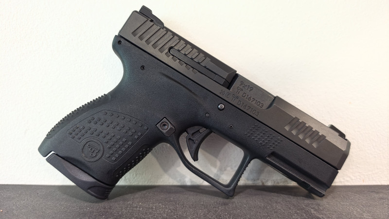 Prodám pistoli CZ P-10 M