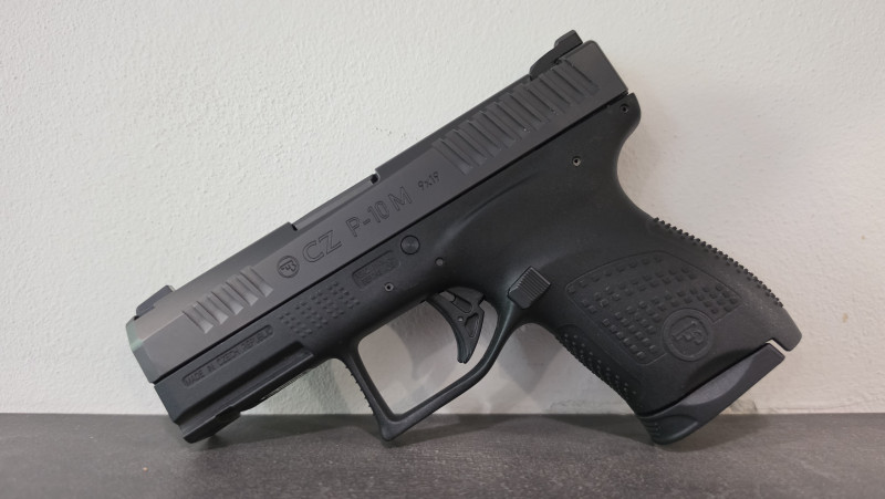 Prodám pistoli CZ P-10 M
