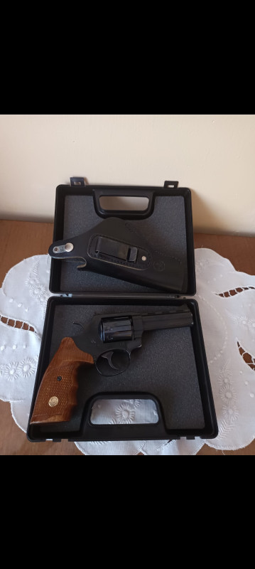 Revolver ALFA Holek 241 