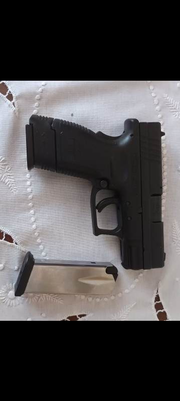 Pistole HS9