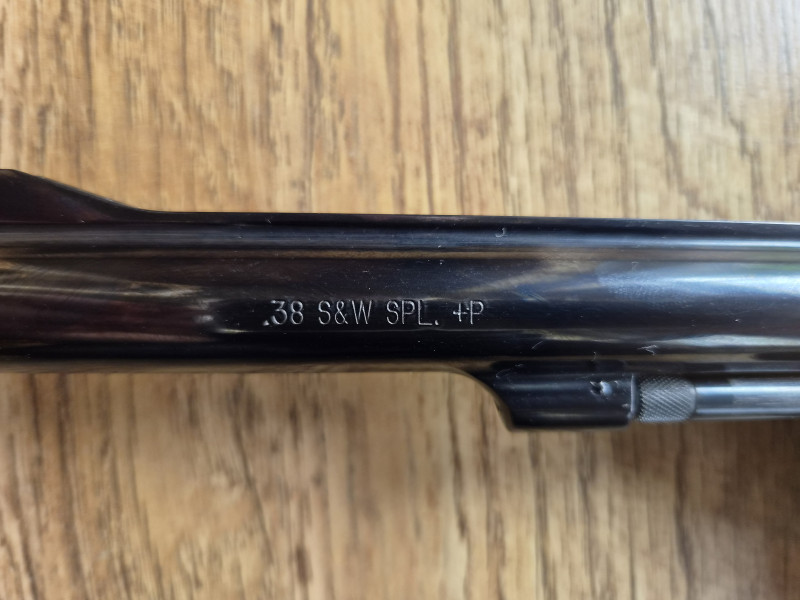 Revolver Smith & Wesson Model 14-8
