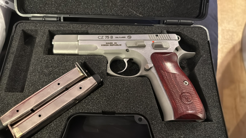 CZ 75 NewEdition 