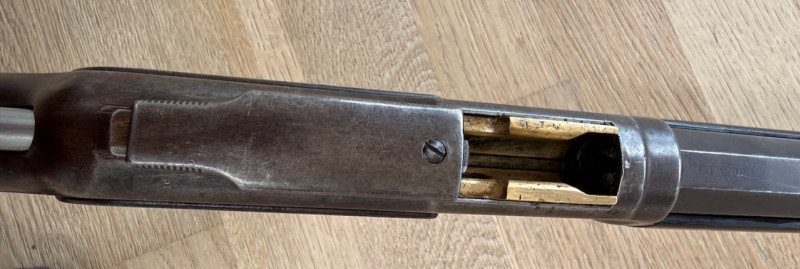 Winchester 1873 .38-40 WCF, rok 1887, osmihranná 26” hlaveň