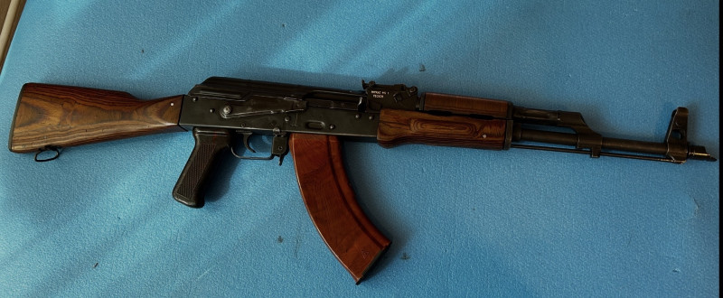 AK 47
