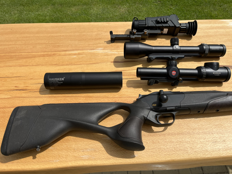 Prodám BLASER R8 ULTIMATE LEATHER 8x57 JS