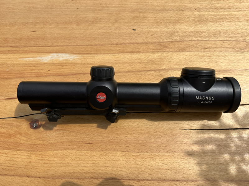 Prodám BLASER R8 ULTIMATE LEATHER 8x57 JS
