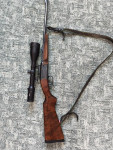  HLEDÍ IŽ -18