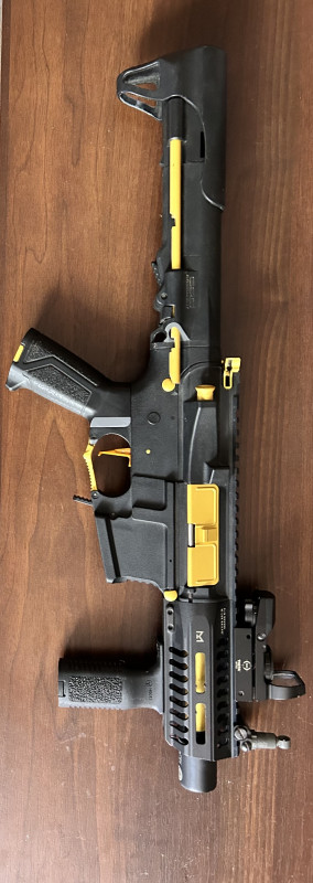 Prodávám airsoftovou zbraň s názvem G&G Armament