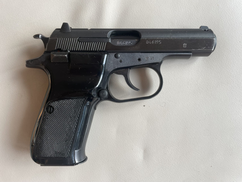 CZ 83, ráže 7,65 Browning