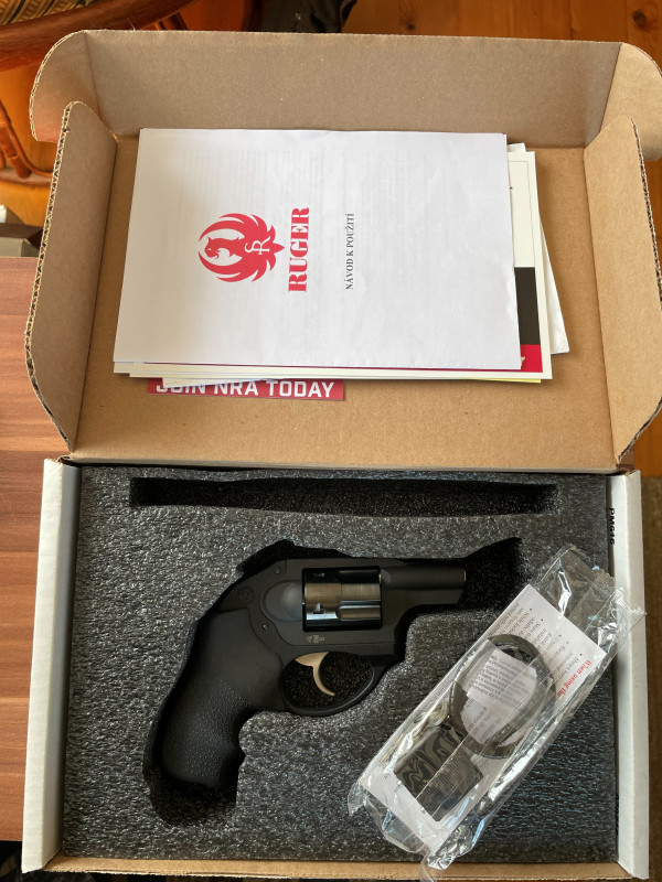 Ruger LCR ráže 9mm Luger