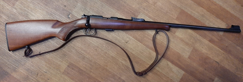 ČZ 452-2E ráže 22lr ,jako nová-nestřilená +řemen