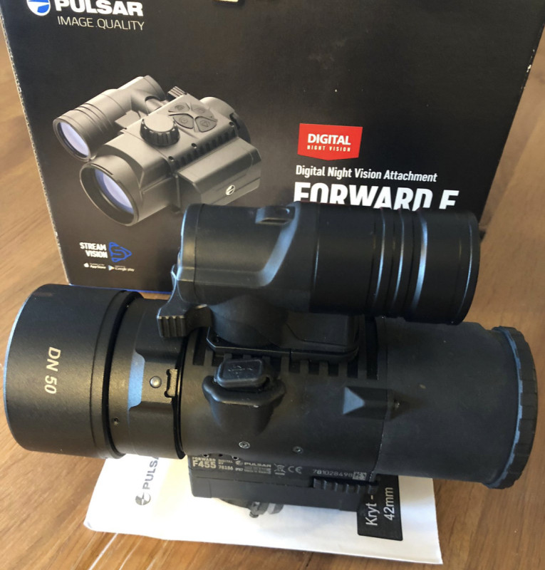 Digitální předsádka Pulsar Forward F455