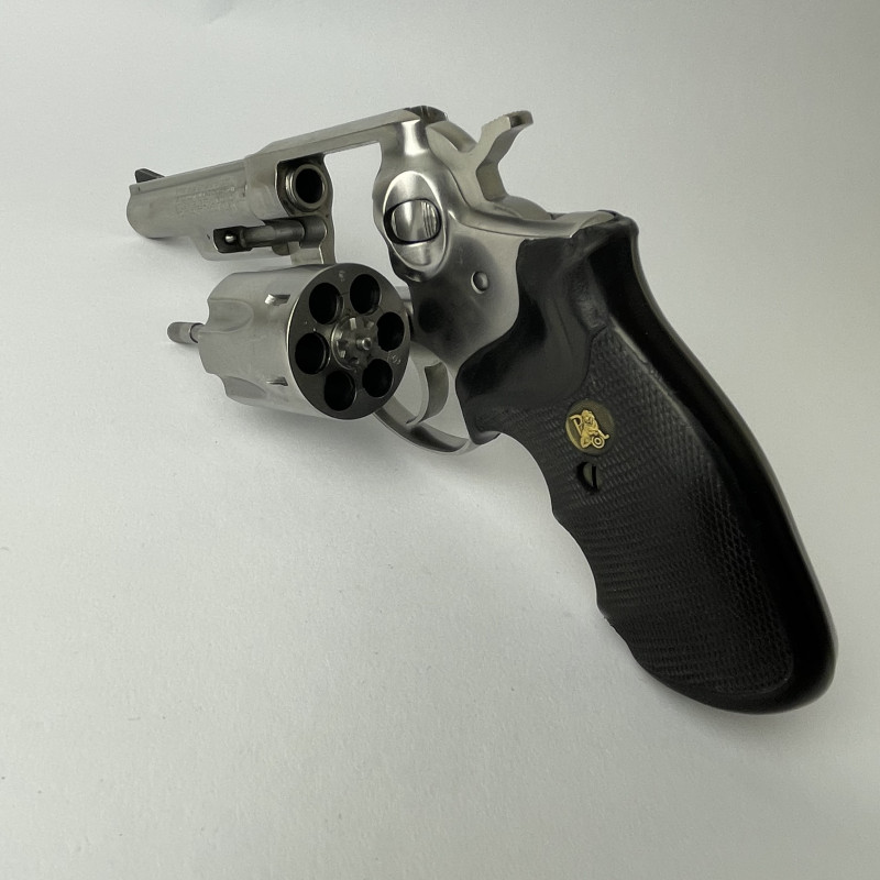 Revolver Ruger Police Service-Six  rok výroby 1983, v ráži .