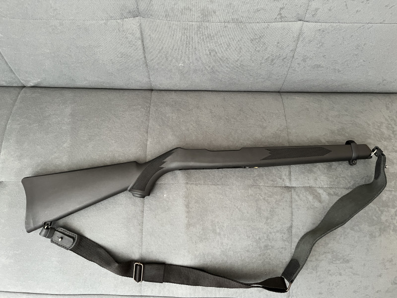 Pažba Ruger 10/22 + popruh kožený