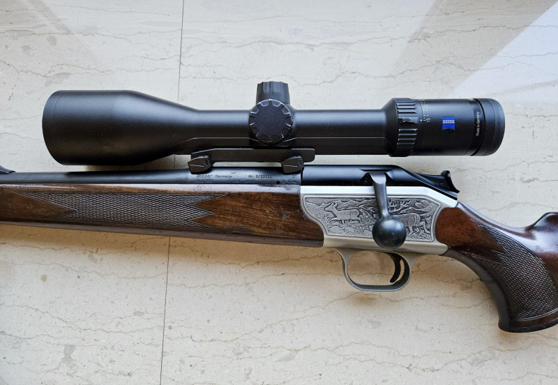 Blaser R93 LUX 30-06 Springfield LEVÉ PROVEDENÍ