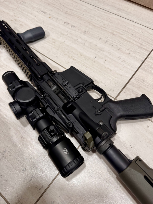 Daniel Defense M4V7s 11.5”