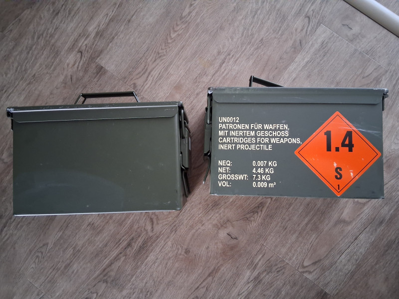 2 x bedna M2A1