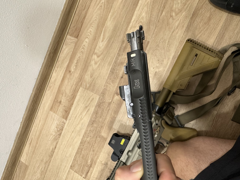HK MR223 11”
