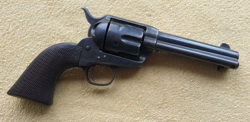 Historický revolver Colt SAA cal.44-40WCF S certifikátem