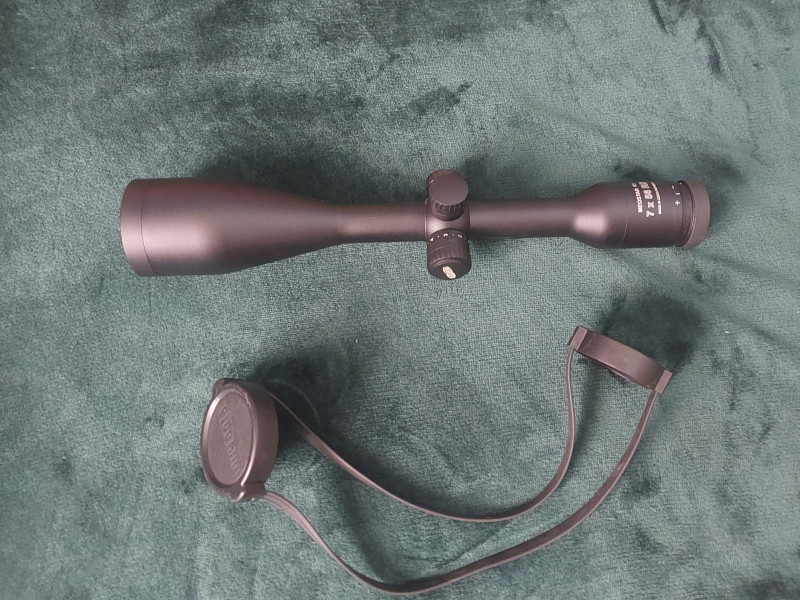Meostar R1 7x56RD