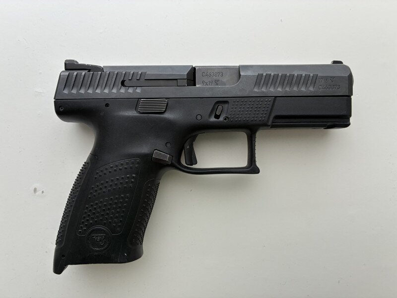 pistole CZ P-10 C