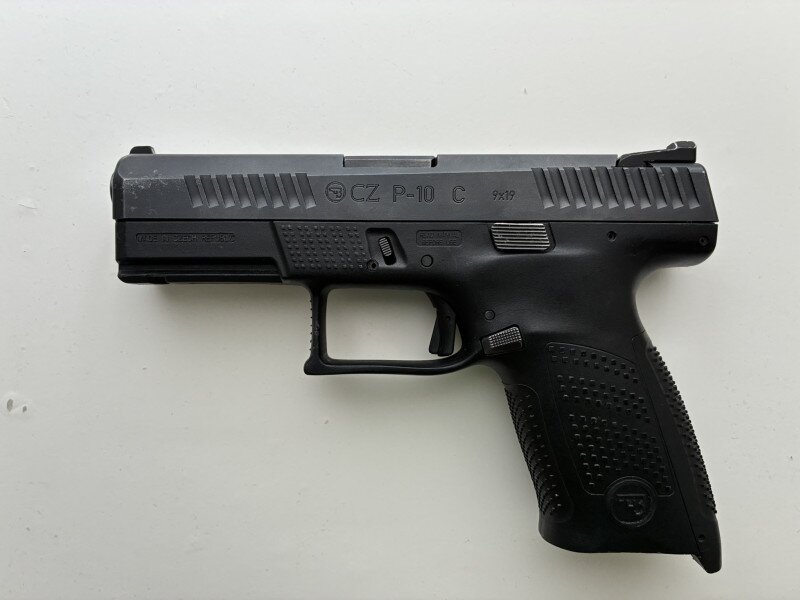 pistole CZ P-10 C