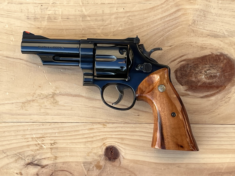 Smith & Wesson 25-5