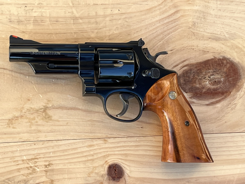 Smith & Wesson 25-5