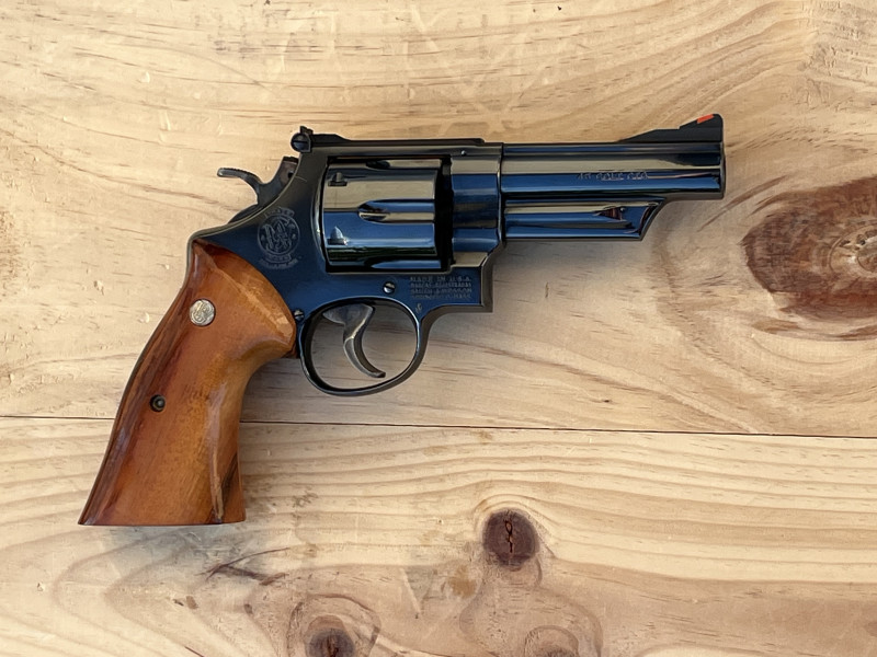 Smith & Wesson 25-5