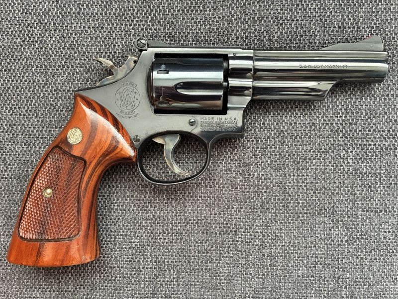 Revolver Smith & Wesson 19-3, 357 Magnum