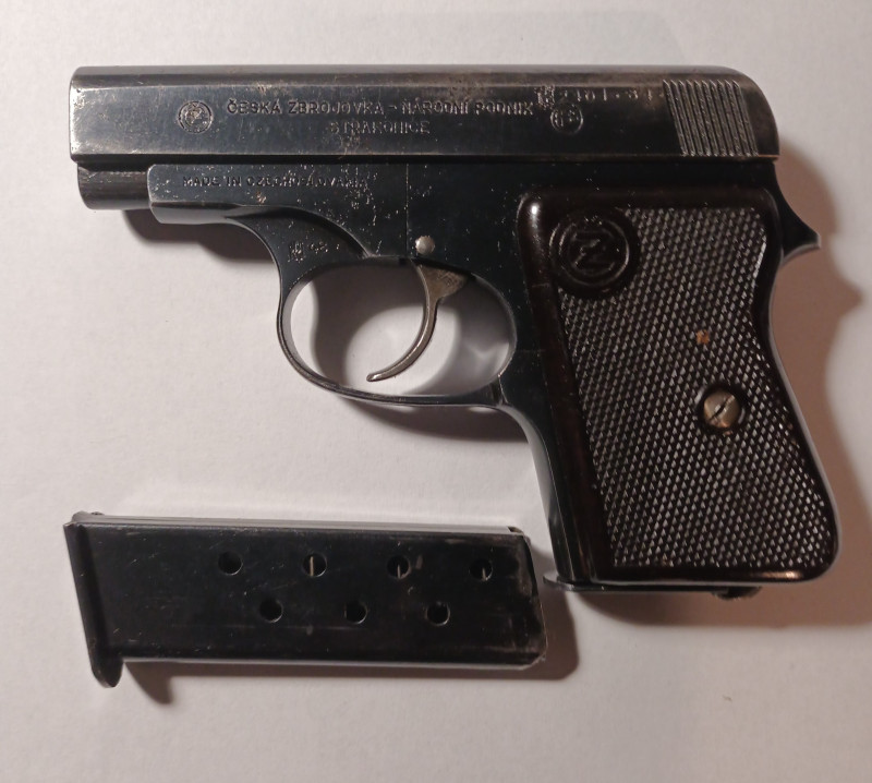 Pistole CZ 6,35
