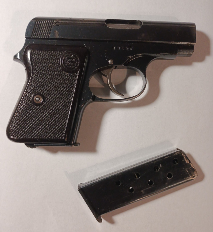Pistole CZ 6,35