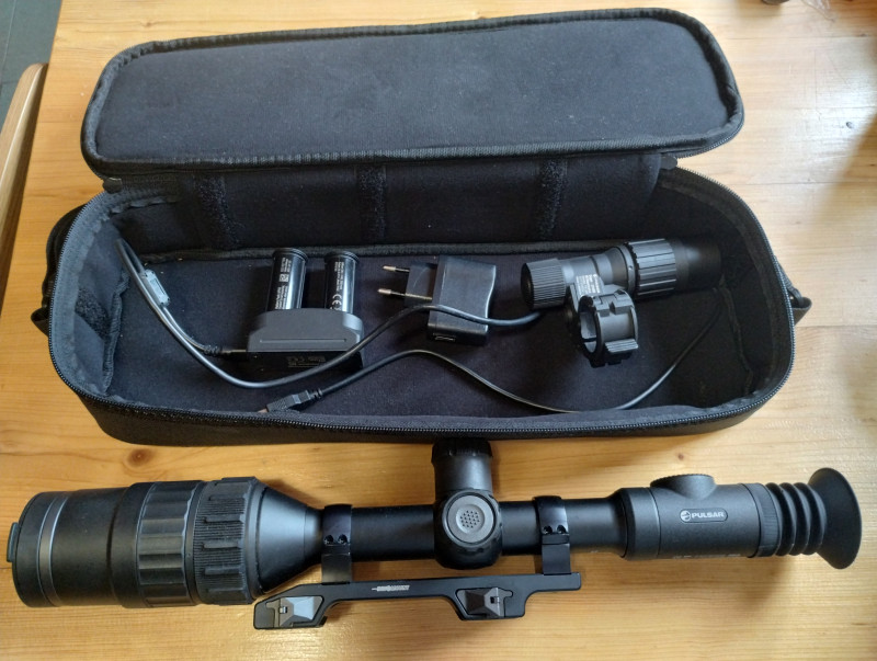 Pulsar Digex C50;  940nm