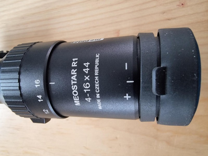 MEOSTAR R1 4-16X44 TACTIC vč. montáže