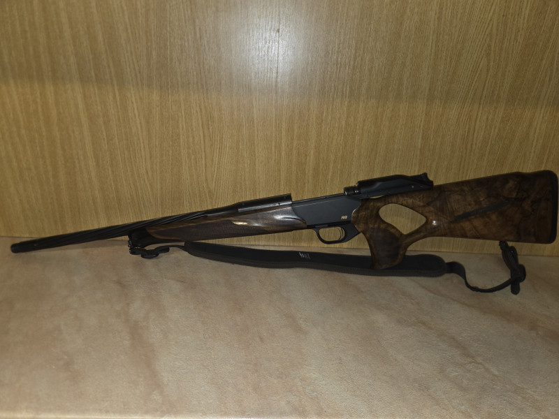 Blaser R8 