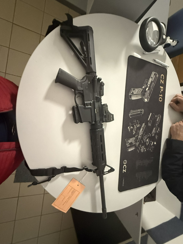 puška samonabíjecí, výr. RUGER, model AR-556, ráže 223 Rem.,