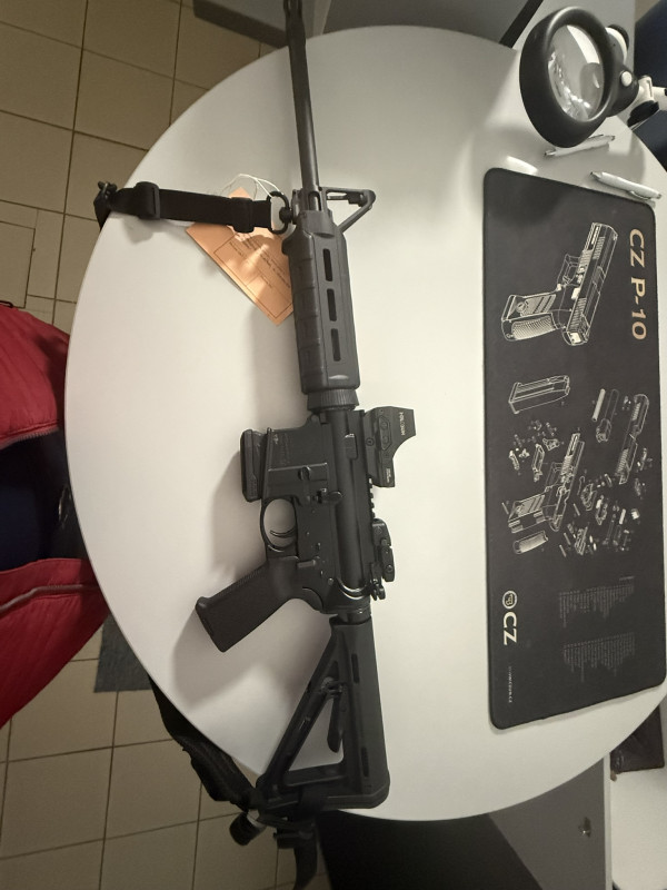 puška samonabíjecí, výr. RUGER, model AR-556, ráže 223 Rem.,