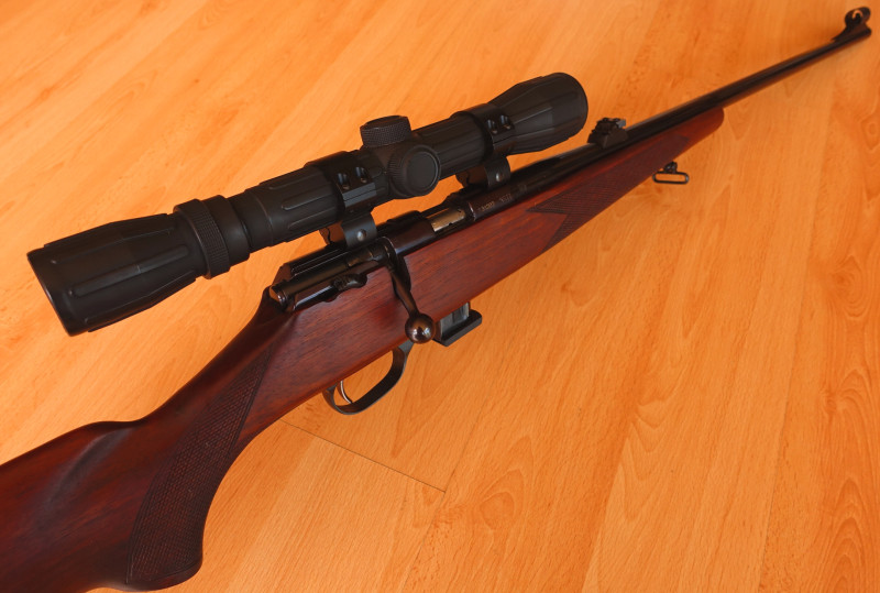 Malorážka Luger v ráži 22 LR