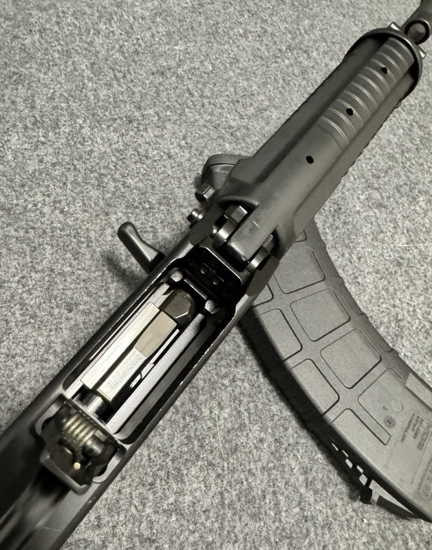 Sig Sauer SG 553 R - 7,62x39