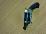 Revolver rok vyroby 1892
