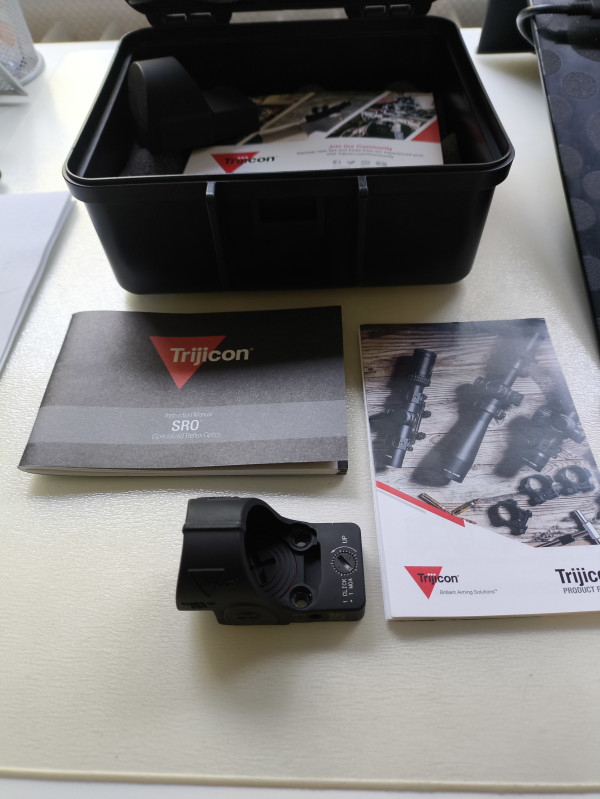 Kolimátor Trijicon SRO