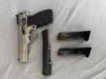 CZ 75B + CZ 75 KADET